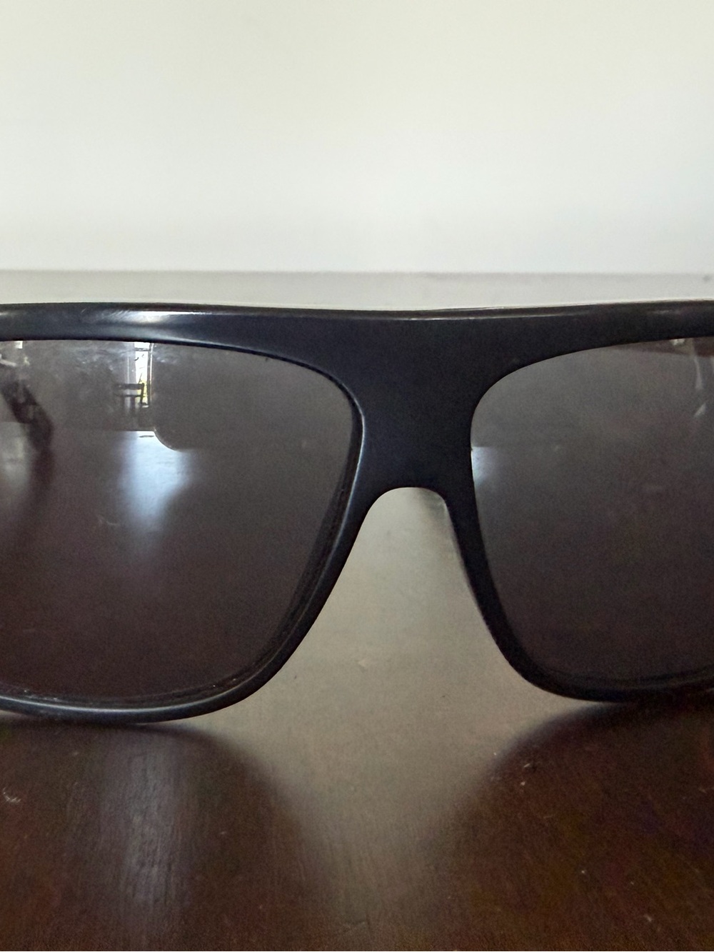 Quay Australia x Desi On the Low Matte Black Sunglasses with Gold Temples - Picture 2 of 3